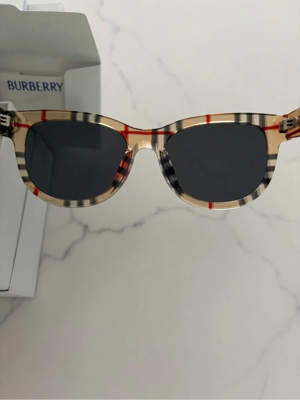 Burberry Authentic BE4432U Vintage Check Sunglasses Color 412287 New in Box